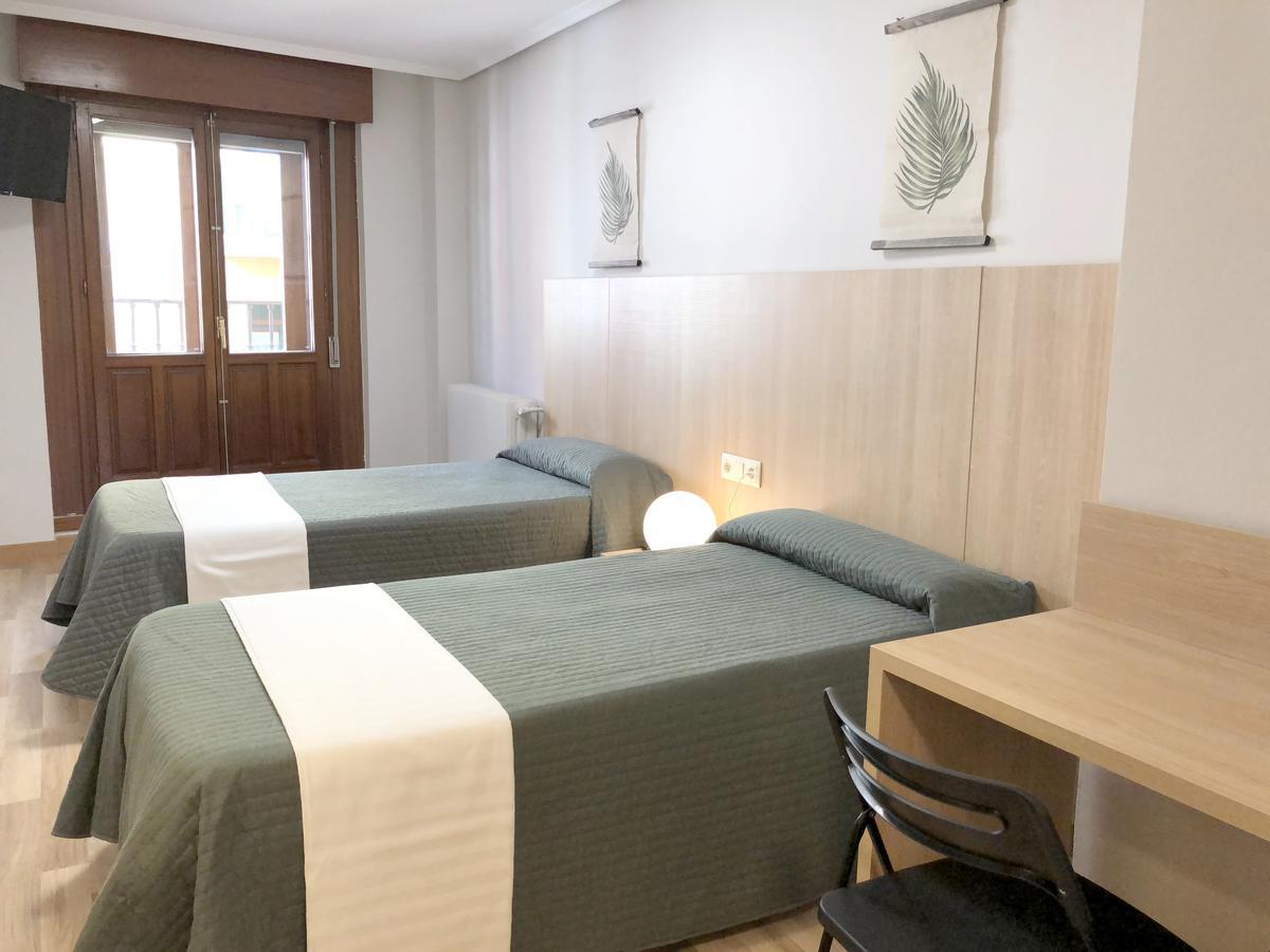 פמפלונה Bearan Bar & Rooms מראה חיצוני תמונה